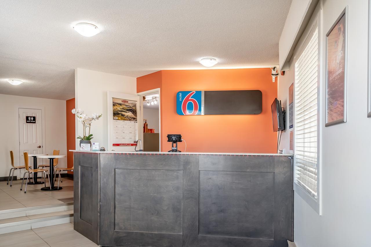 Motel 6-Fort Nelson, Bc Exterior photo