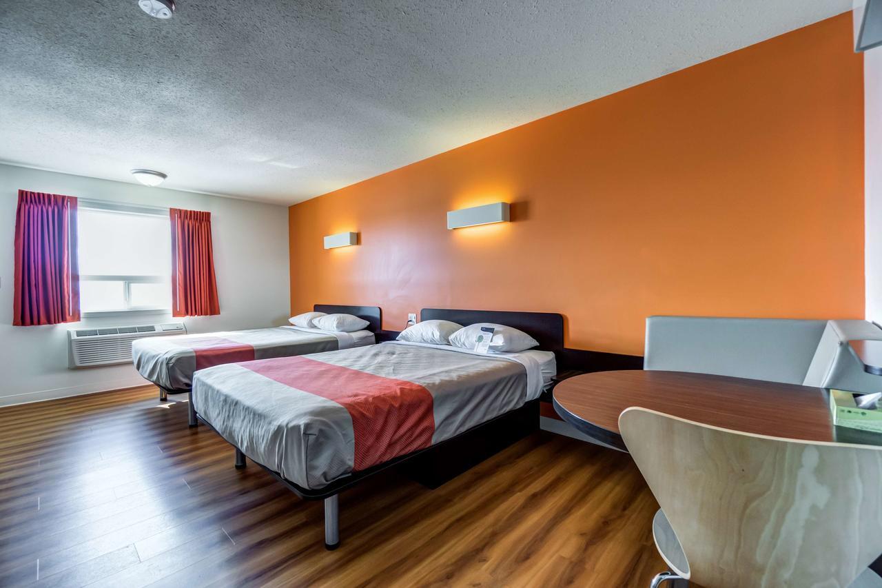 Motel 6-Fort Nelson, Bc Exterior photo